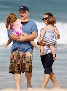 EXCLUSIVE: Philip Seymour Hoffman & Family Have A Fun Day At Bondi Beach (USA ONLY)
