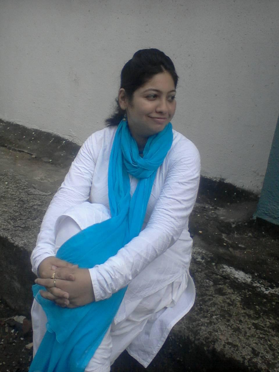 615875_232774690183112_900417180_o