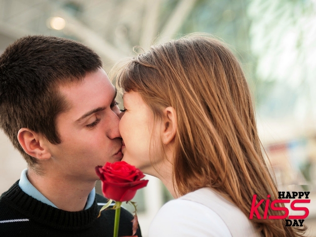 Happy-Kiss-Day-Amazing-Cute-Wallpaper-Download