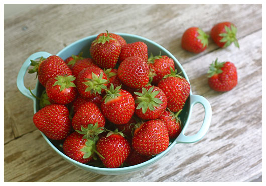 530_IMG_9194_2_fresh-picked-strawberries