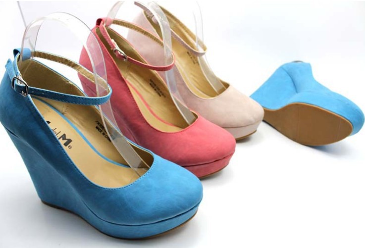 How To Rock Wedges In Style!