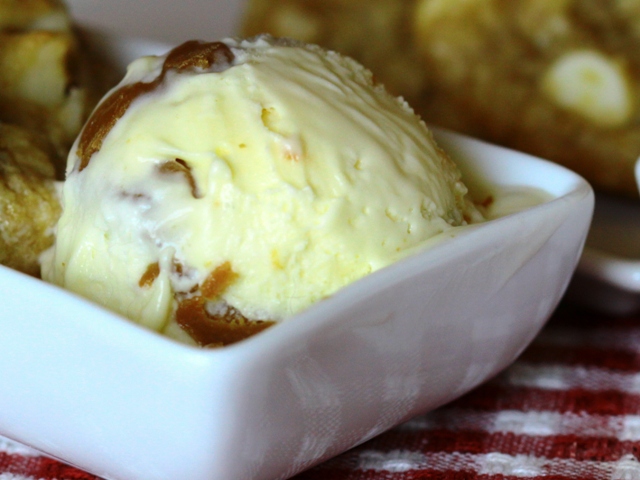 white-chocolate-ice-cream