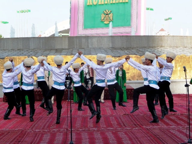 Turkmenbashi melon 5