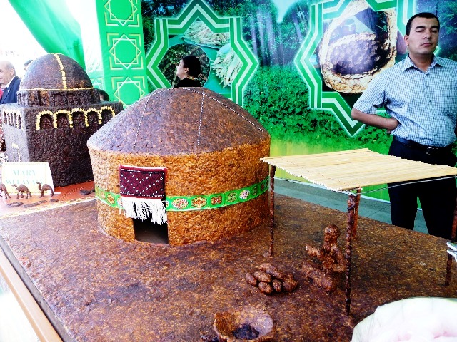 Turkmenbashi melon 8