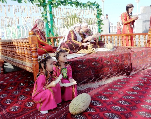 Turkmenbashi melon 9