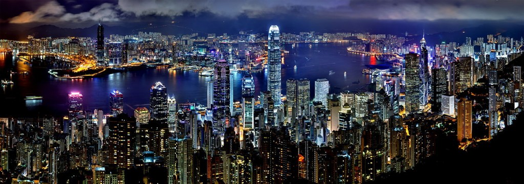 1280px-Hong_Kong_Night_Skyline2