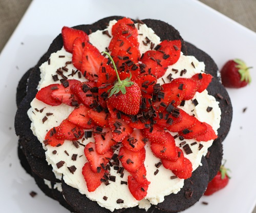Chocolate-Strawberry-Icebox-Cake-6