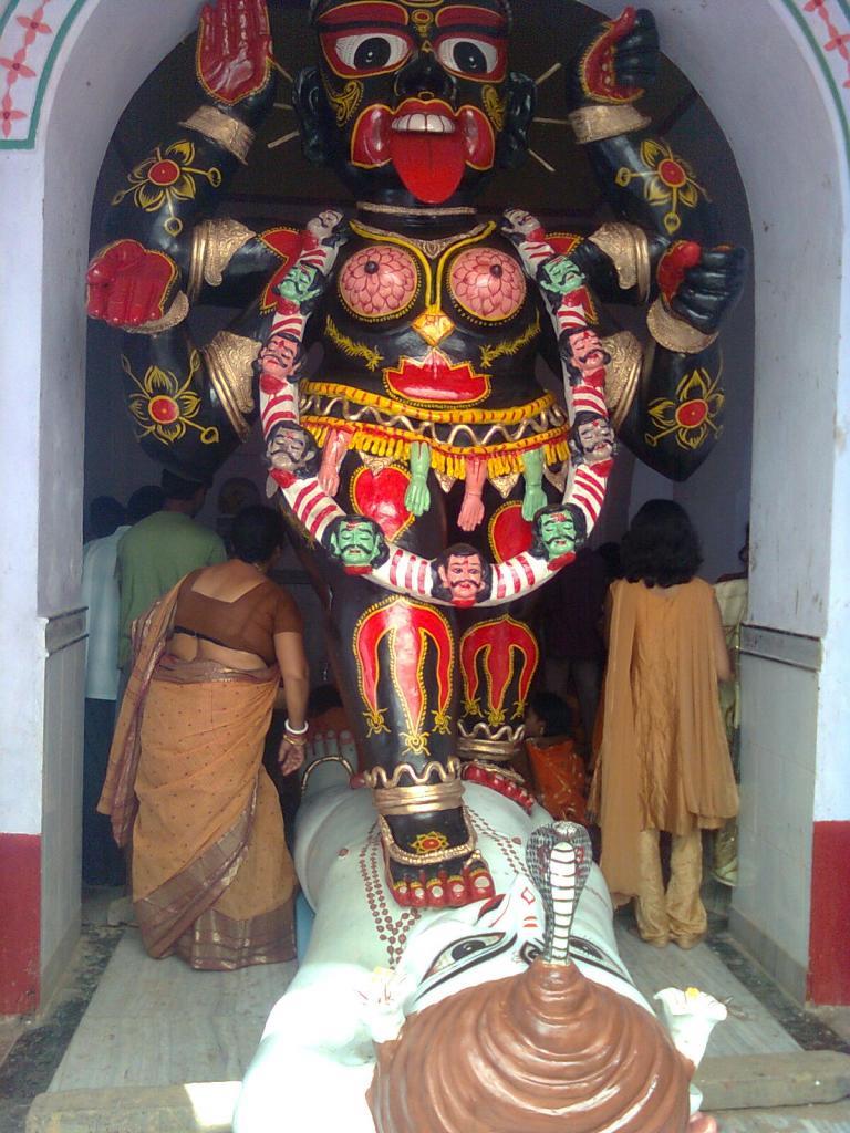 Celebrate Bengali Kali Puja 2015 With Amazing SMS And Wallpapers For