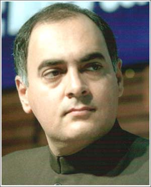 Rajiv Gandhi Photos (11)