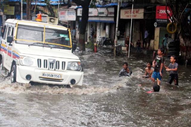 Mumbai Monsoons Images 19